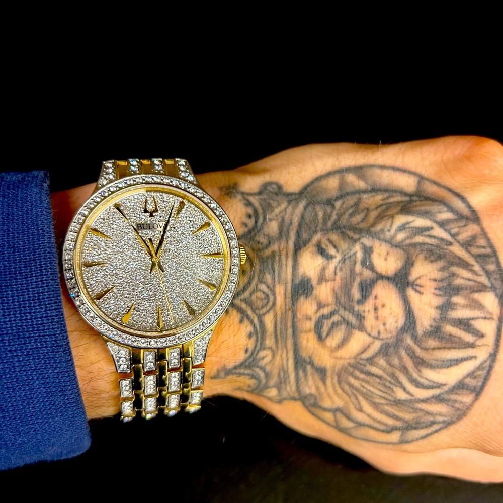 Brand new Men’s Bulova Watch!